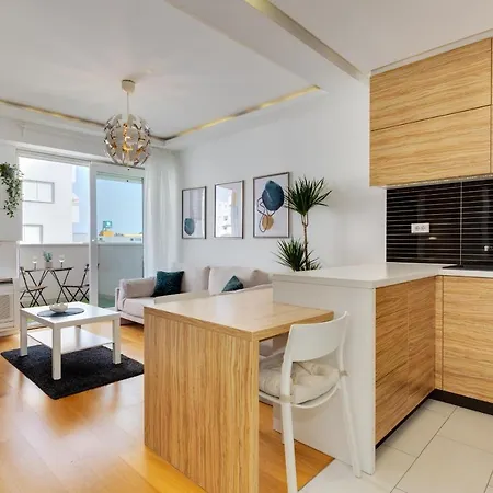 Lux 1- With Garage And Balcony Διαμέρισμα *