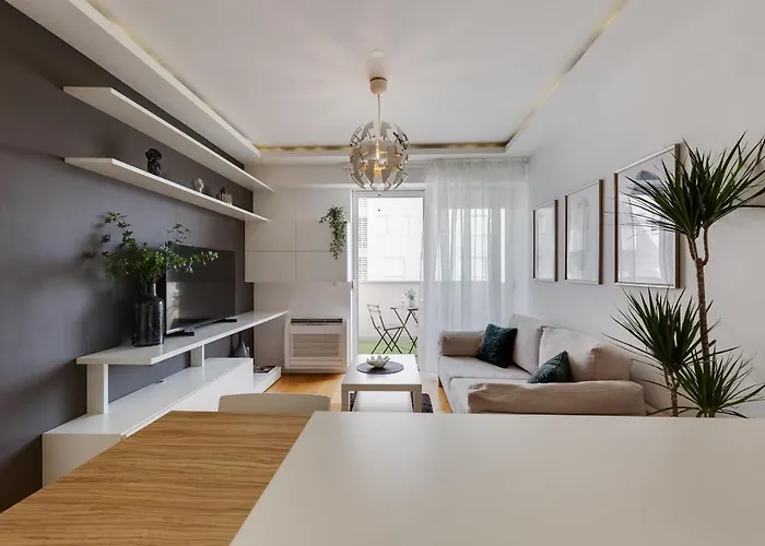 Lux 1- With Garage And Balcony 아파트