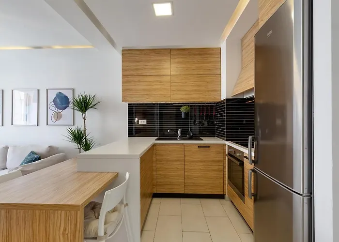 Lux 1- With Garage And Balcony 자다르