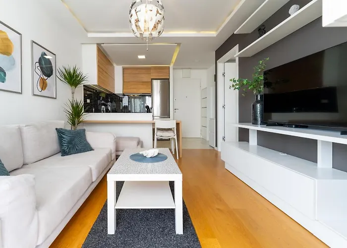 아파트 Lux 1- With Garage And Balcony *